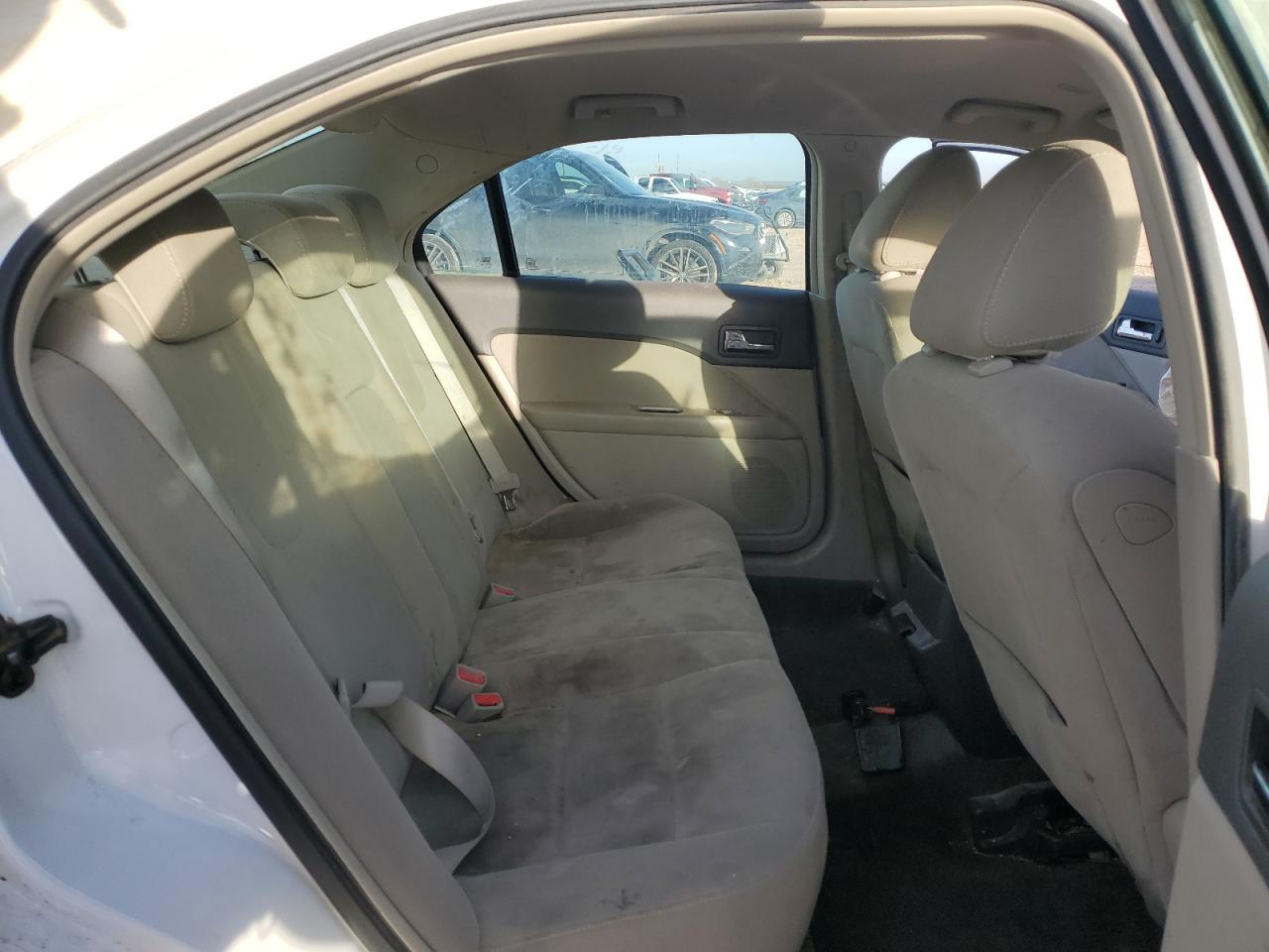 2010 Ford Fusion Hybrid VIN: 3FADP0L33AR412648 Lot: 47131734