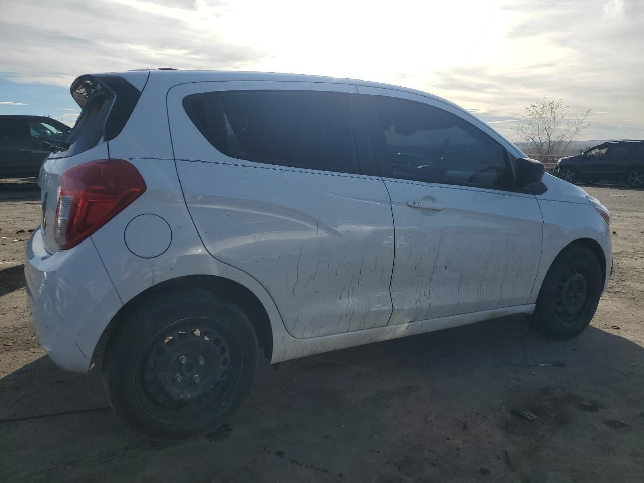 2017 Chevrolet Spark Ls VIN: KL8CB6SA4HC731677 Lot: 79036733