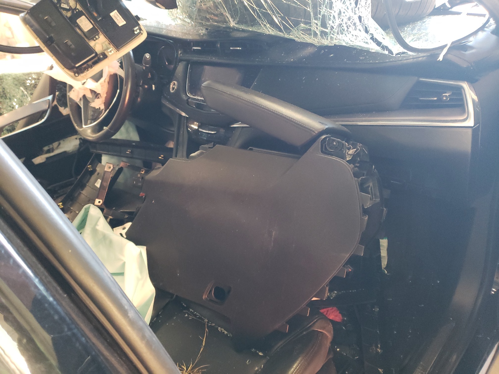 1GYKNDRS1HZ120462 2017 Cadillac Xt5 Luxury