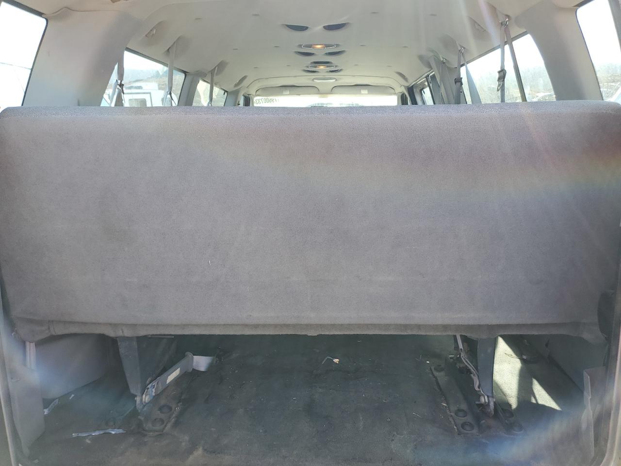 2003 Ford Econoline E350 Super Duty Wagon VIN: 1FBSS31L43HA53257 Lot: 79600733