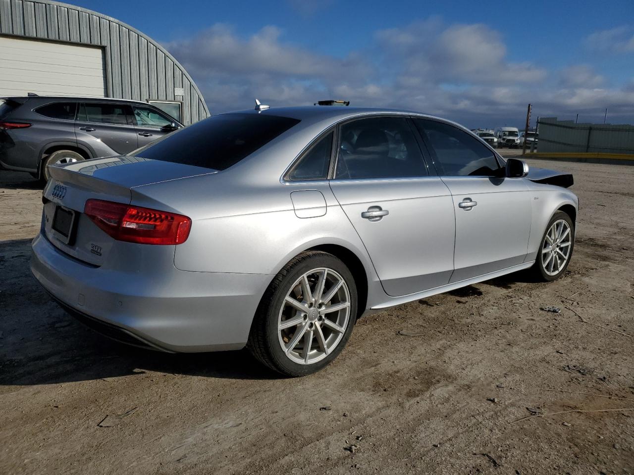 2016 Audi A4 Premium S-Line VIN: WAUBFAFLXGN015114 Lot: 82151093