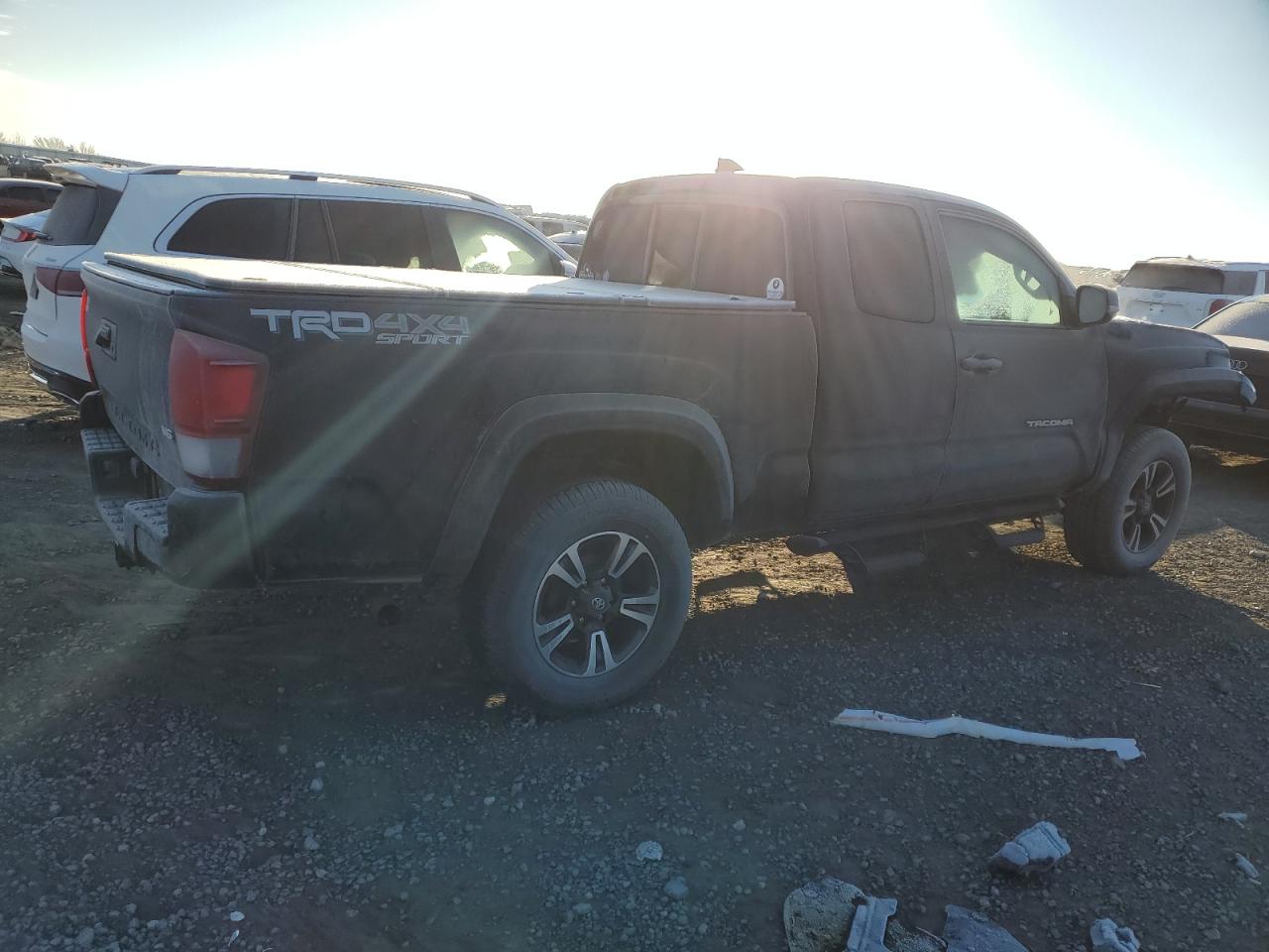 5TFSZ5AN9KX170549 2019 Toyota Tacoma Access Cab