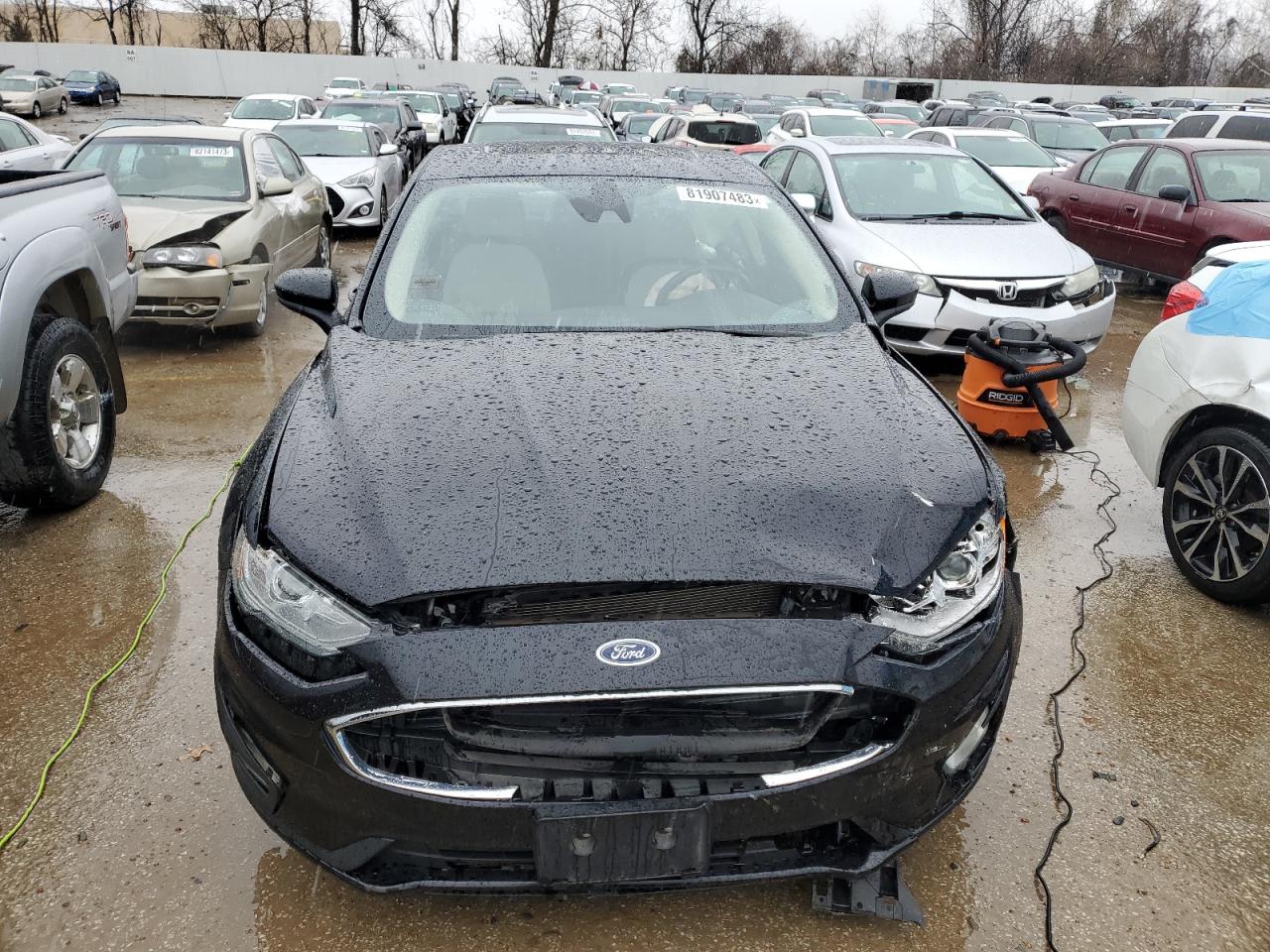 2019 Ford Fusion Se VIN: 3FA6P0HD7KR172399 Lot: 81907483