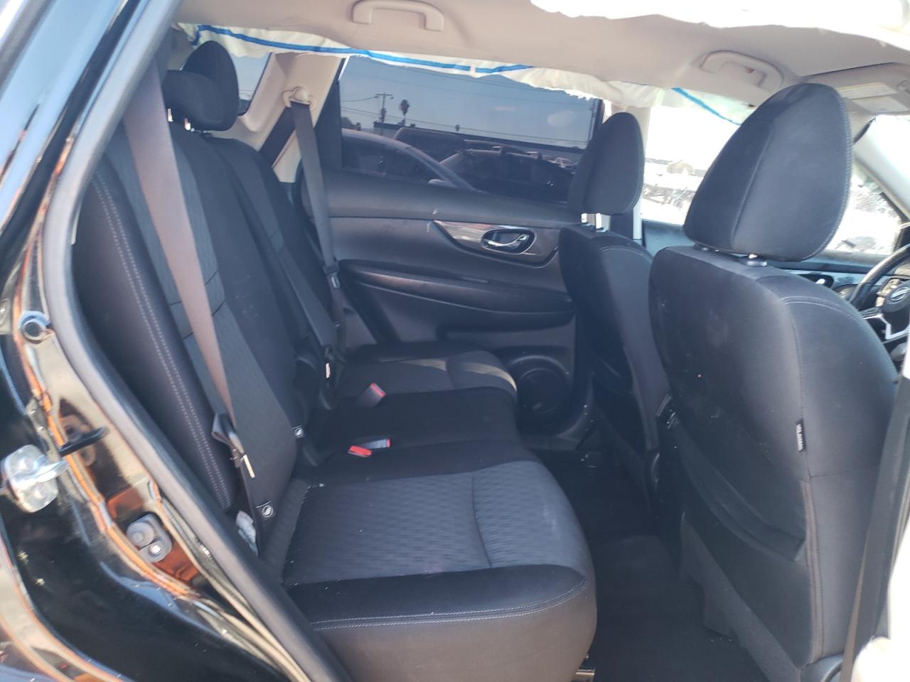 2020 Nissan Rogue - Image 12