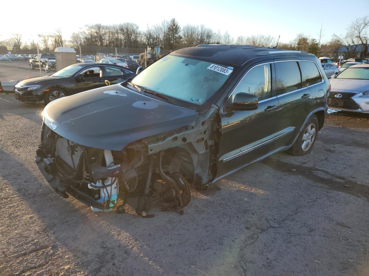 1J4RR4GG9BC664753 2011 Jeep Grand Cherokee Laredo