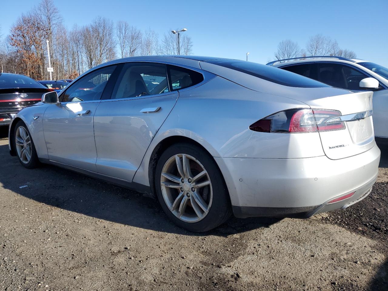 5YJSA1H24FFP70861 2015 Tesla Model S 85D