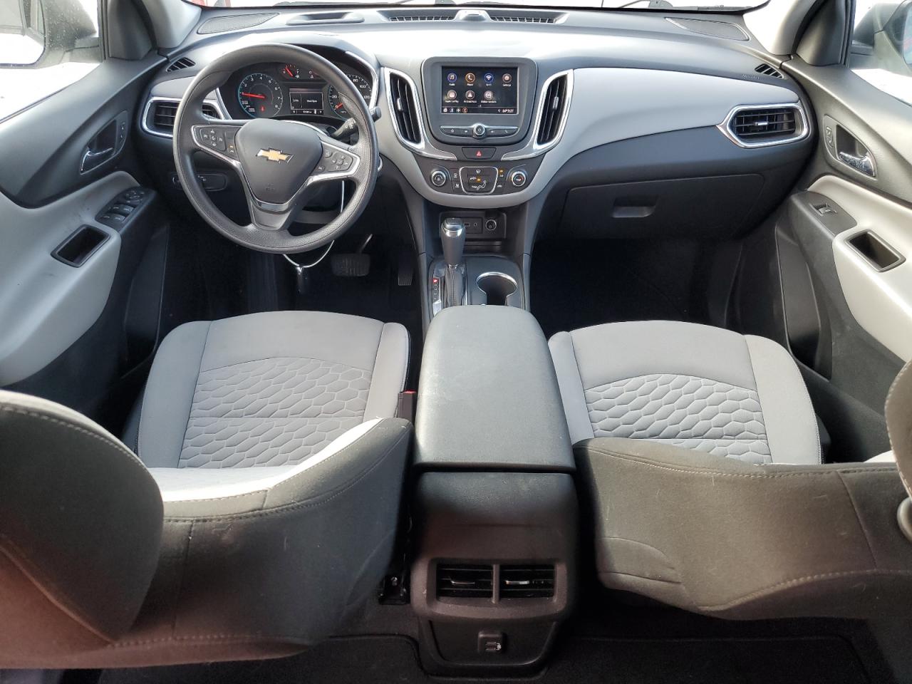 2020 Chevrolet Equinox Ls VIN: 3GNAXHEV1LS685469 Lot: 81922323