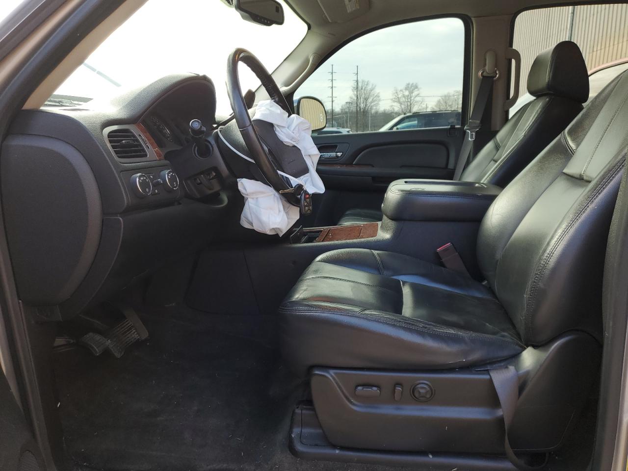 2008 Chevrolet Tahoe K1500 VIN: 1GNFK13038R150754 Lot: 81930813