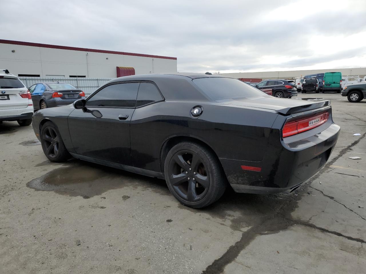 2C3CDYBT3DH631211 2013 Dodge Challenger R/T