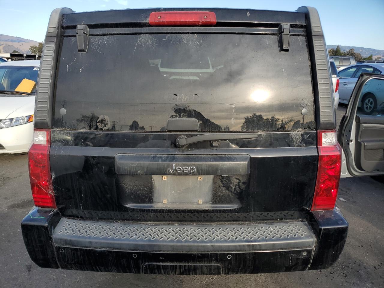 2007 Jeep Commander - Image 6