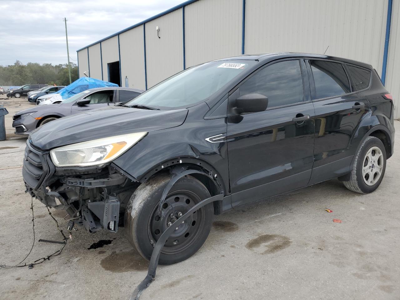 2017 Ford Escape S VIN: 1FMCU0F72HUD91092 Lot: 62588164