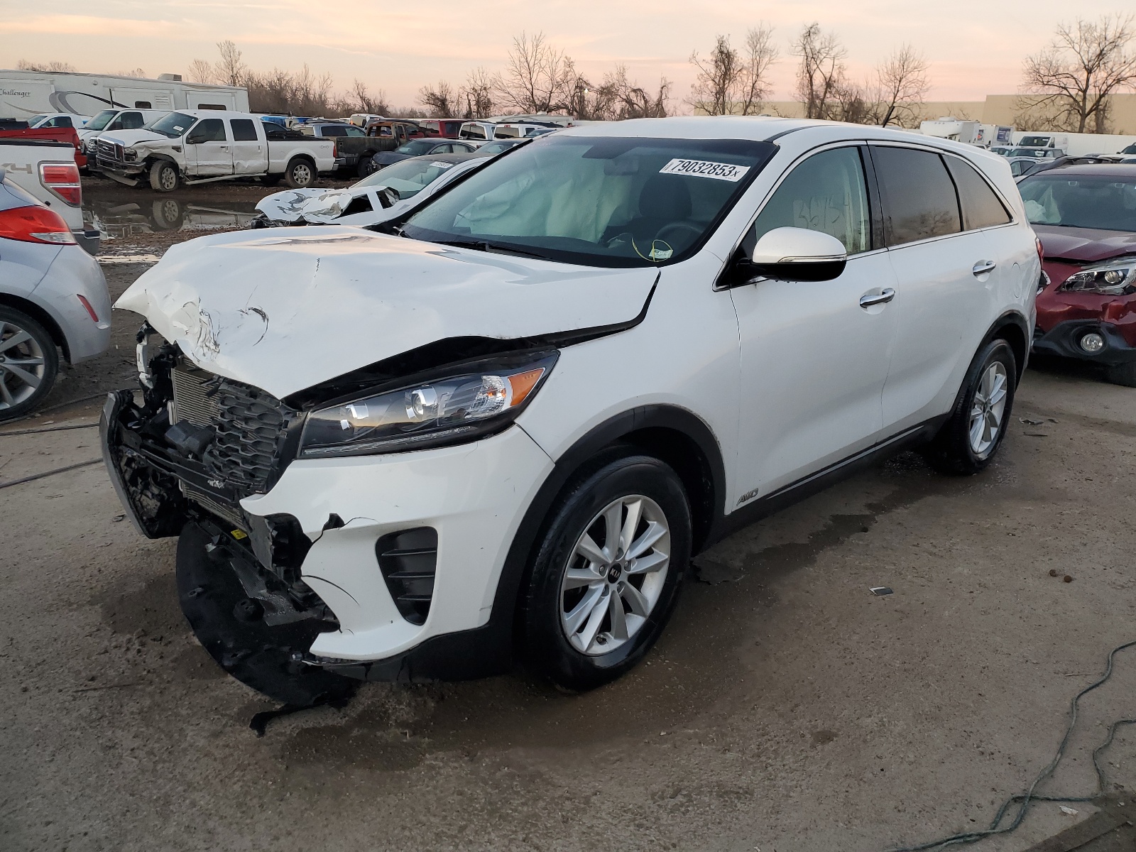 2019 Kia Sorento Lx vin: 5XYPGDA59KG481164