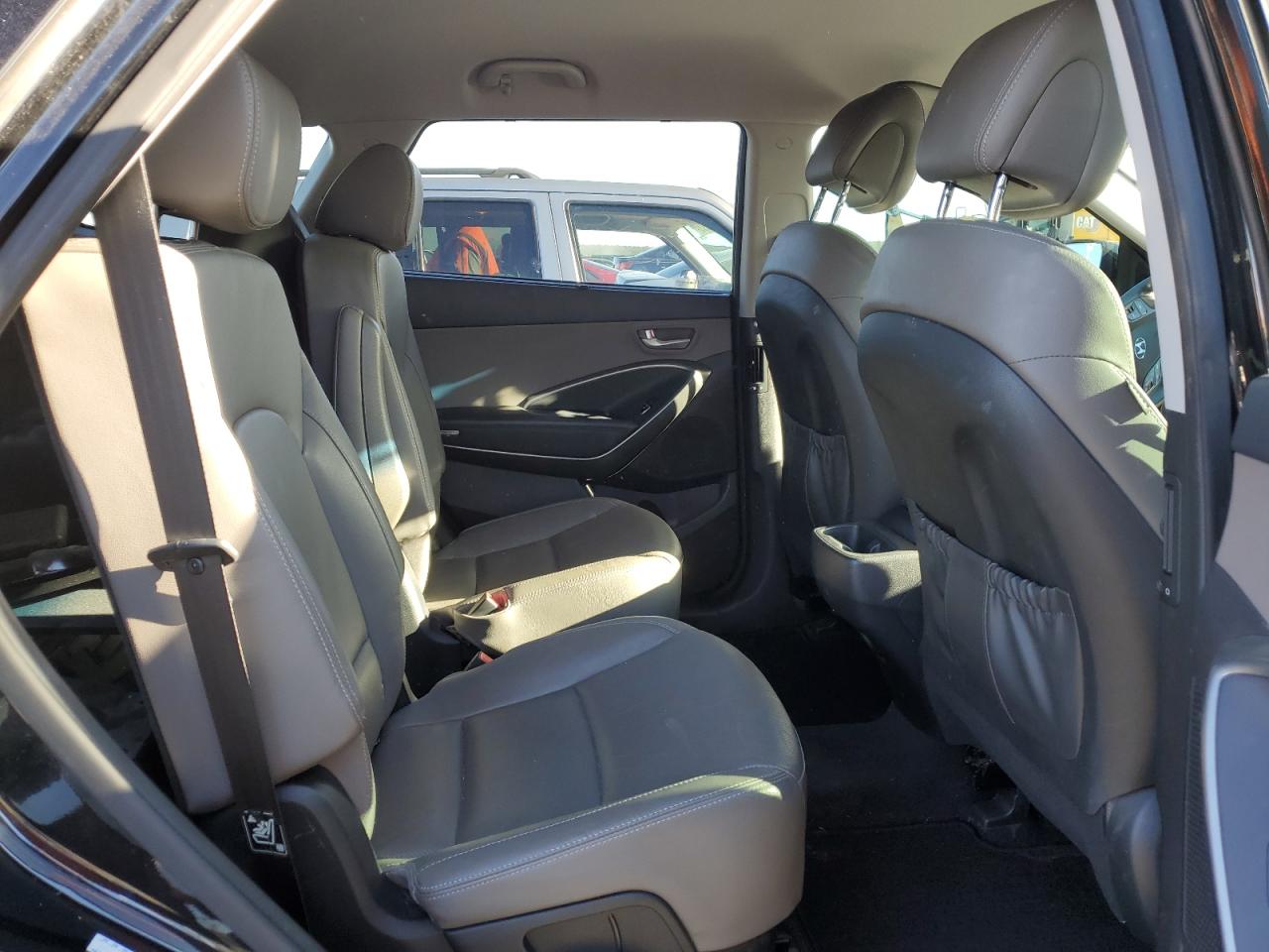 2017 Hyundai Santa Fe Se VIN: KM8SNDHF1HU250759 Lot: 80071183