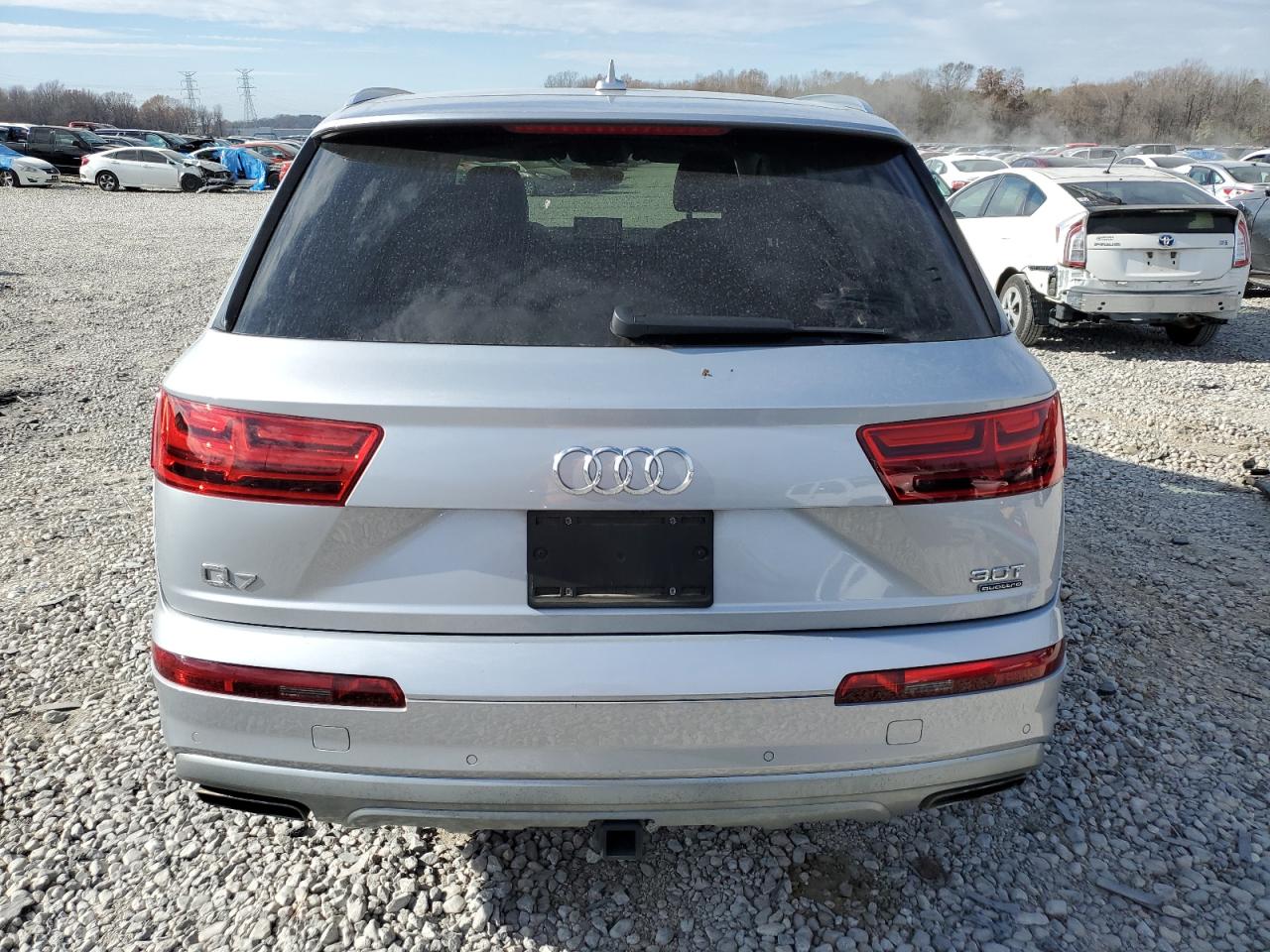 WA1VAAF79JD054690 2018 Audi Q7 Prestige