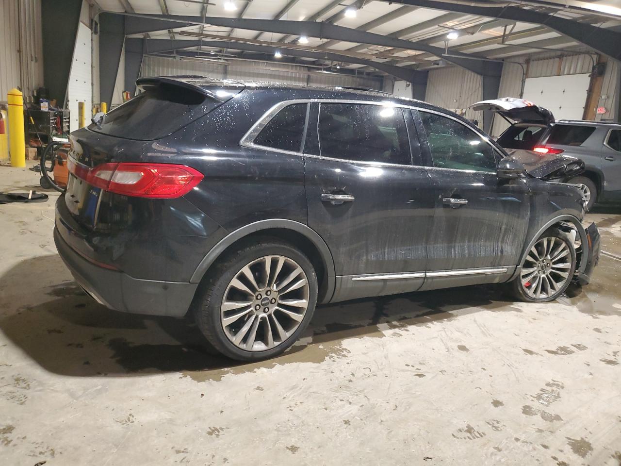 2LMTJ8LRXGBL71565 2016 Lincoln Mkx Reserve