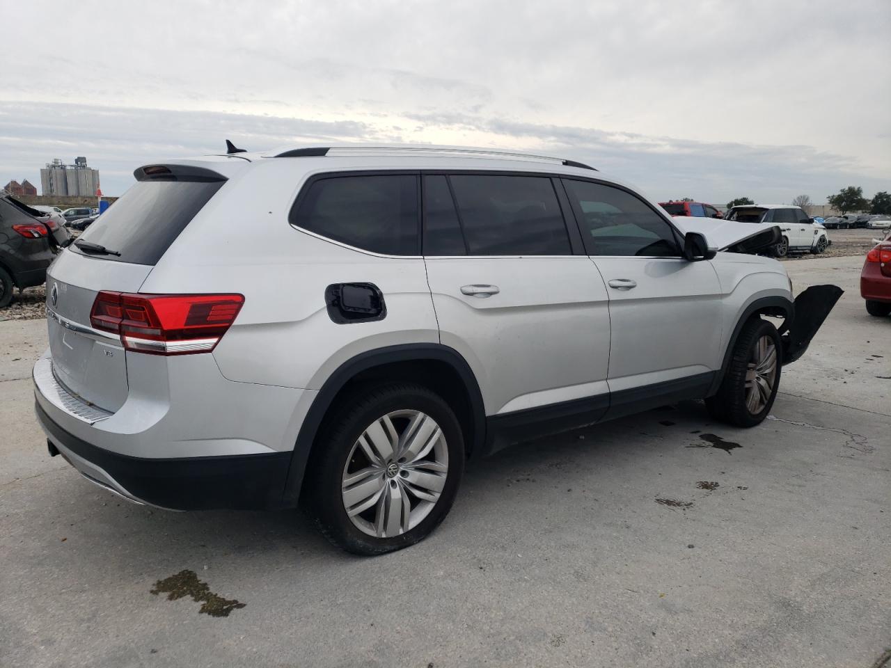 2019 Volkswagen Atlas Se VIN: 1V2WR2CA9KC504496 Lot: 82208623