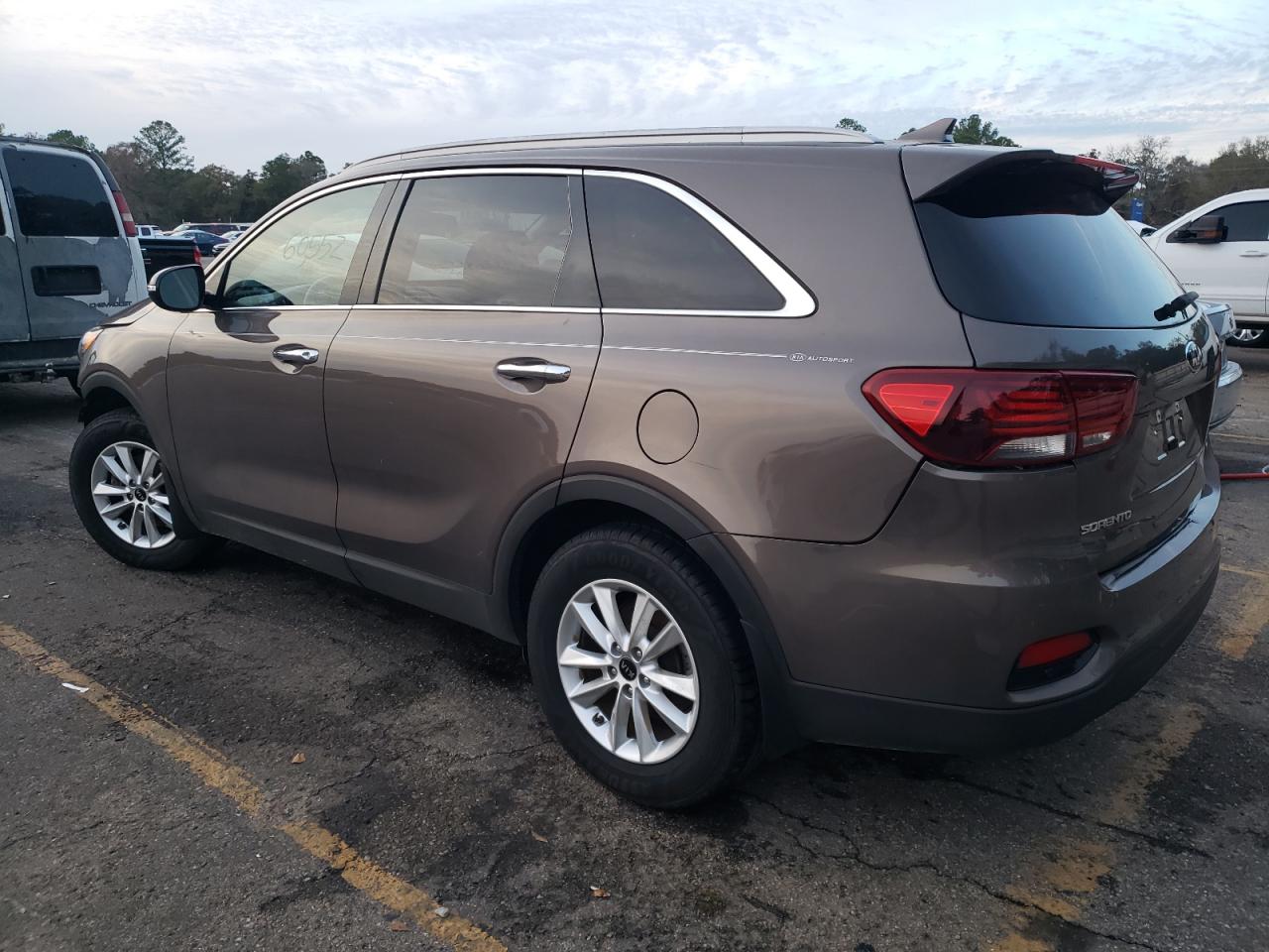 2019 Kia Sorento L VIN: 5XYPG4A36KG596156 Lot: 78350863