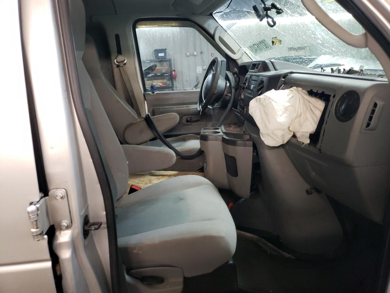 2012 Ford Econoline E250 Van VIN: 1FTNE2ELXCDA25698 Lot: 82116743