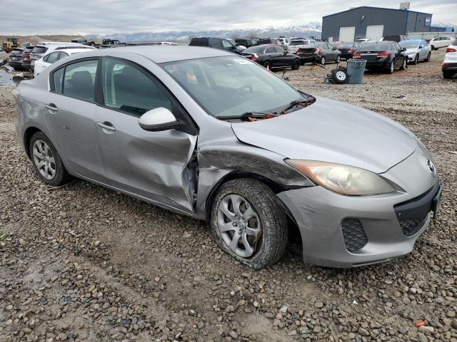 Седани MAZDA 3 2013 Сріблястий