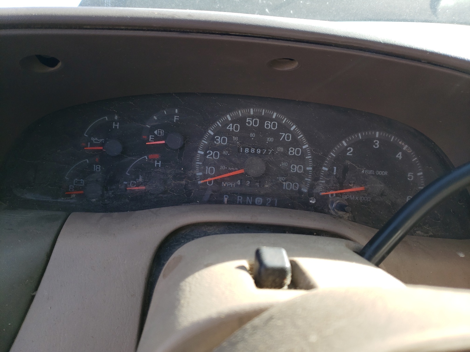 1FMRU17L7WLA31217 1998 Ford Expedition