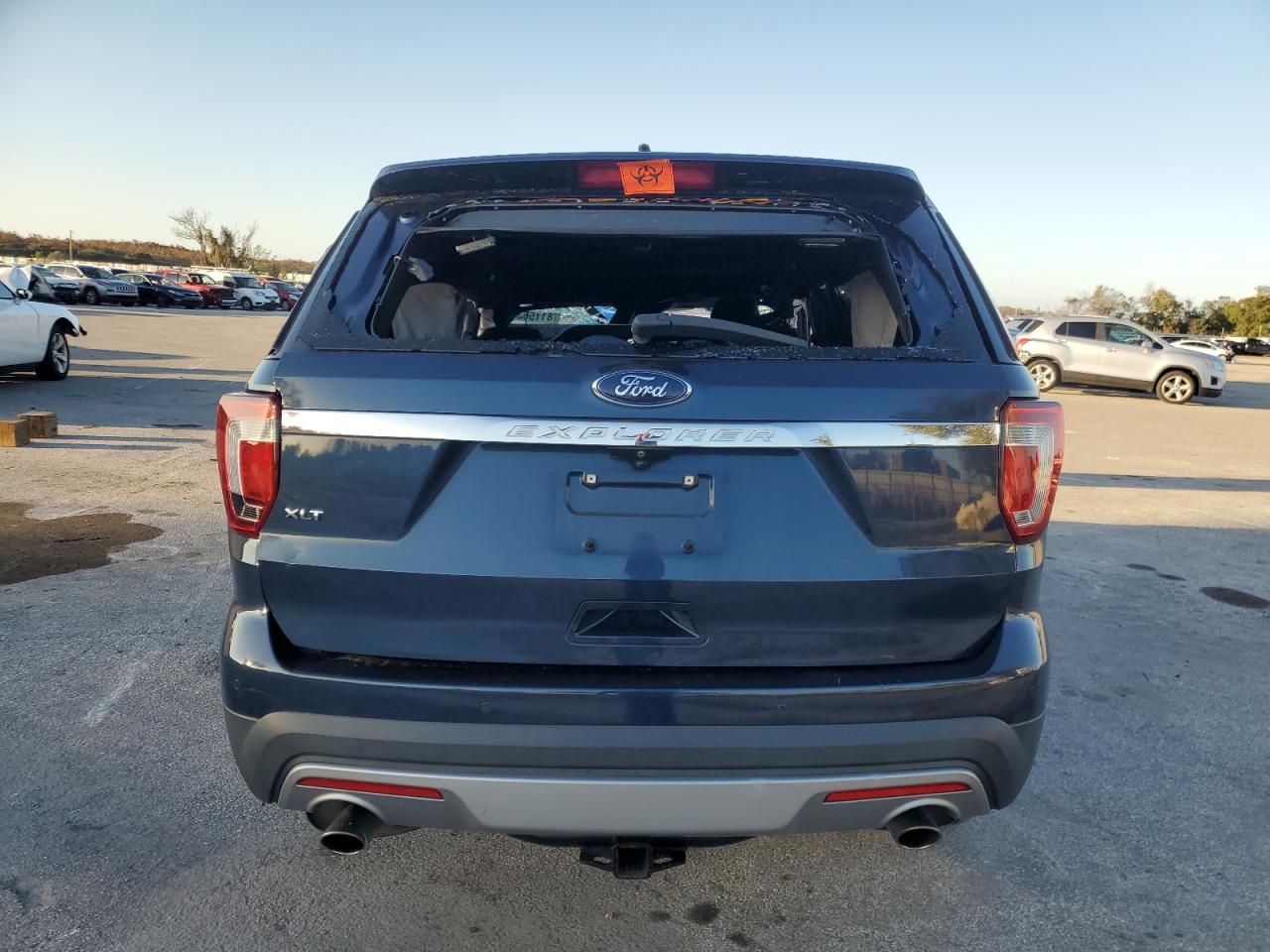 1FM5K7D8XHGD17954 2017 Ford Explorer Xlt