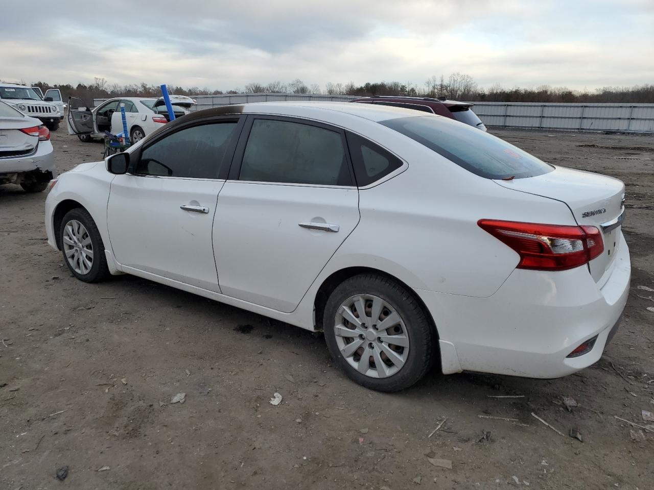2018 Nissan Sentra - Image 2