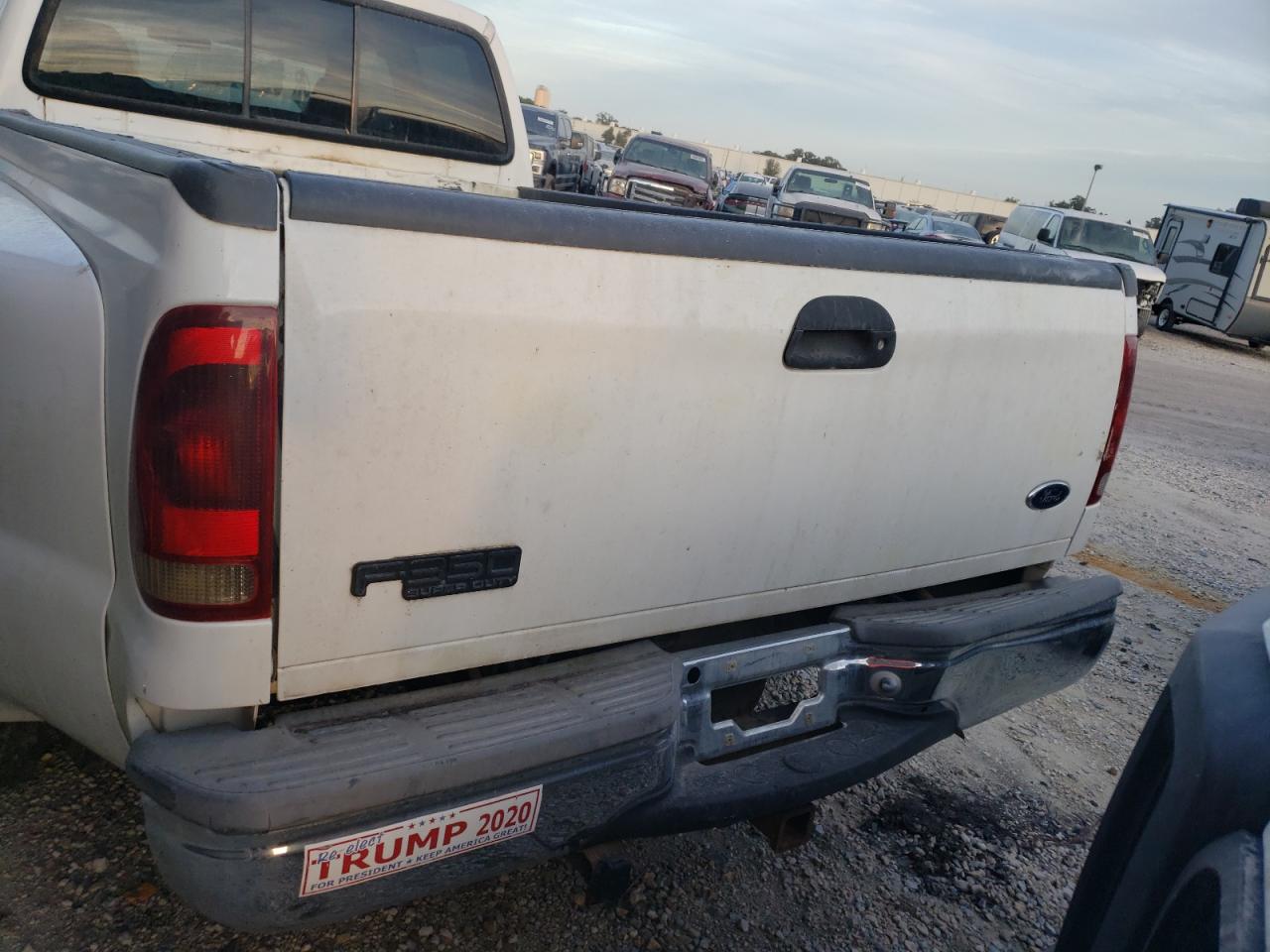 1999 Ford F350 Super Duty VIN: 1FTWW32F9XEB38337 Lot: 62917324