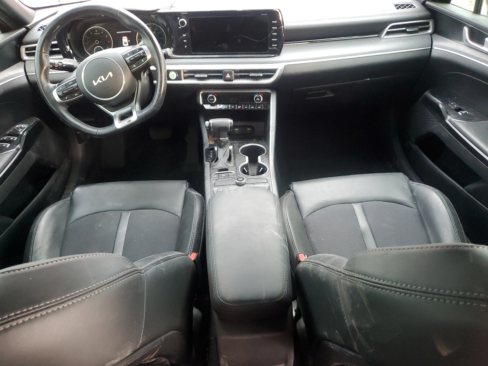 5XXG64J28NG118100 2022 Kia K5 Gt Line