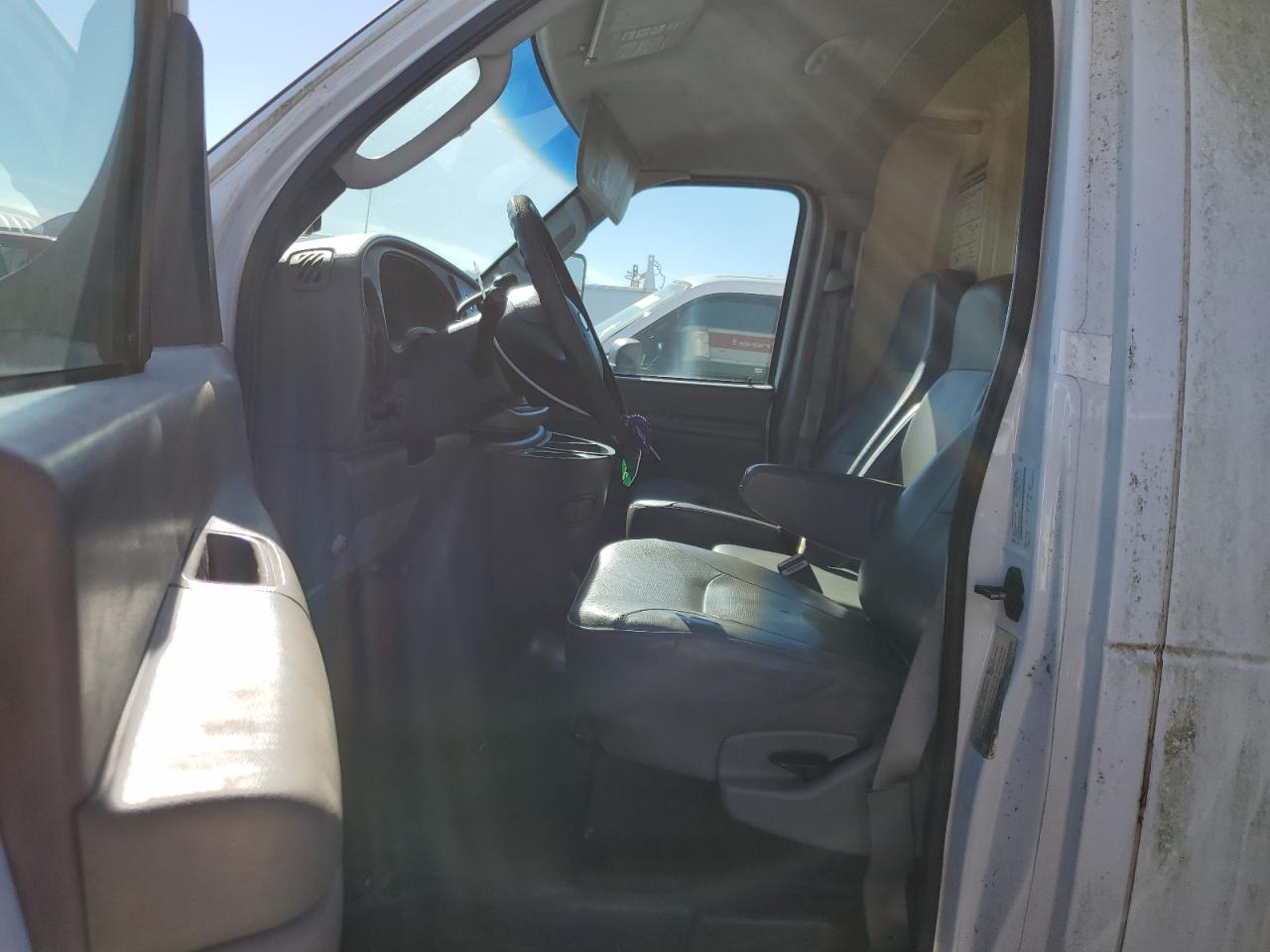 2007 Ford Econoline E450 Super Duty Cutaway Van VIN: 1FDXE45S37DA17858 Lot: 78741973