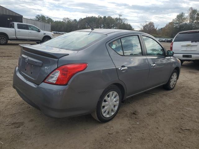  NISSAN VERSA 2019 Вугільний