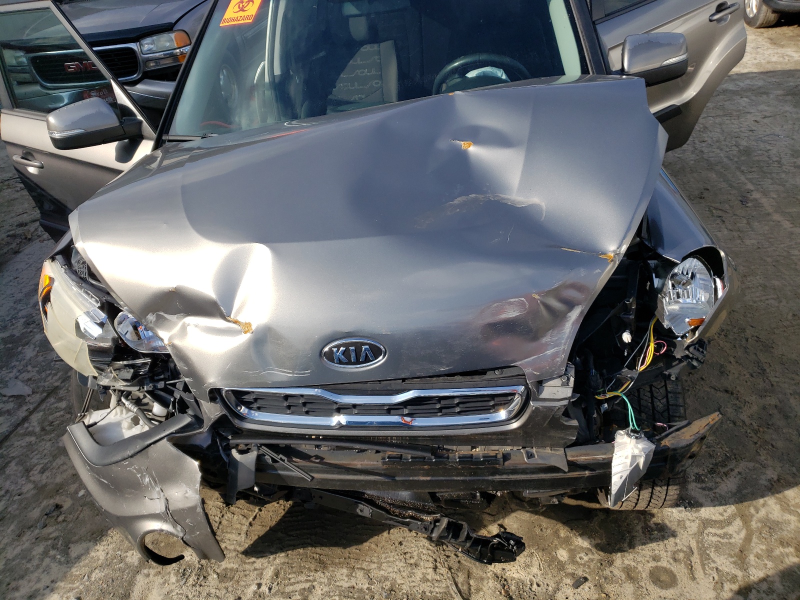 KNDJT2A69C7405019 2012 Kia Soul +