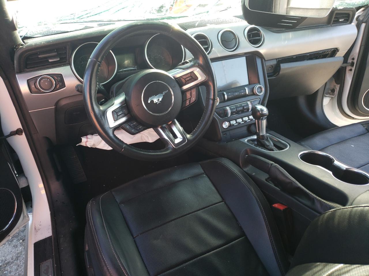 2021 Ford Mustang VIN: 1FATP8UH1M5108200 Lot: 80176093