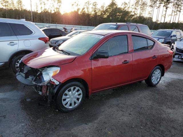  NISSAN VERSA 2014 Червоний