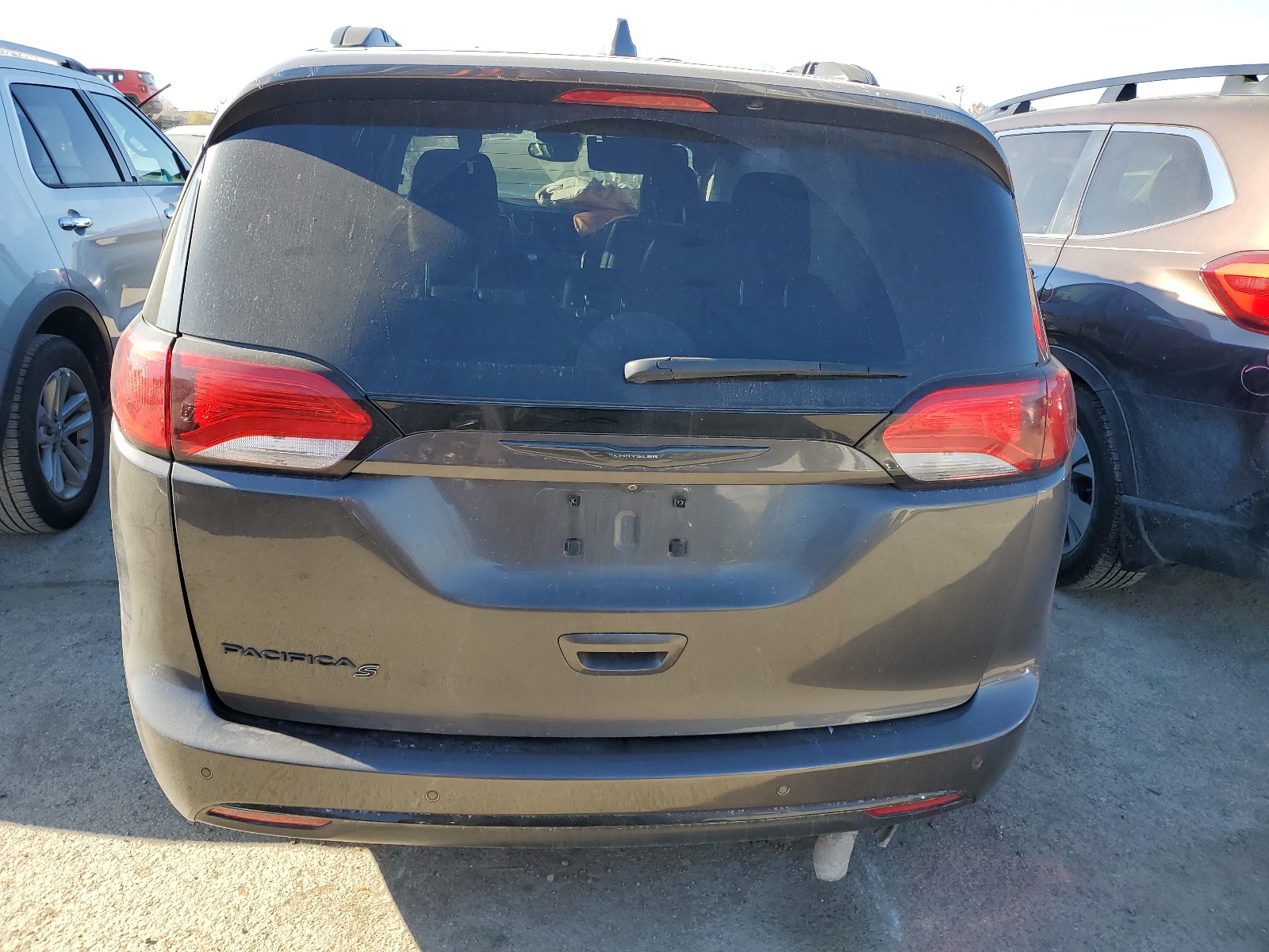 2019 Chrysler Pacifica Touring L Plus vin: 2C4RC1EG2KR588373