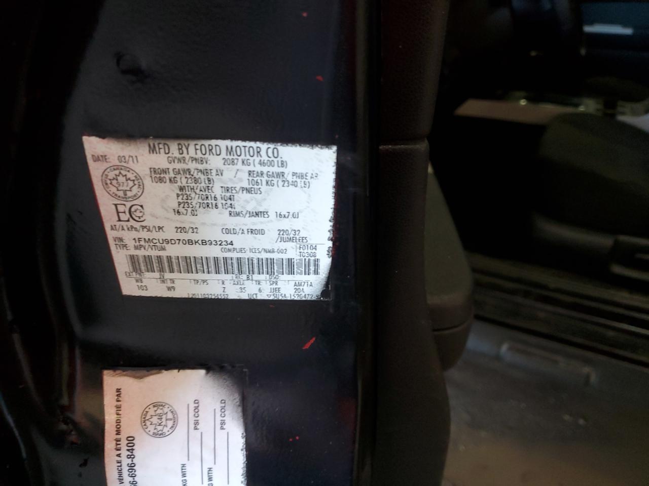 1FMCU9D70BKB93234 2011 Ford Escape Xlt