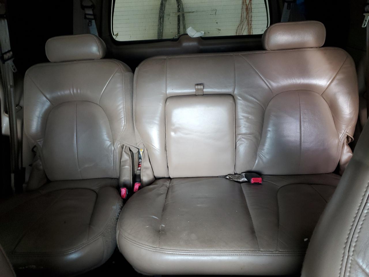 1998 Ford Expedition VIN: 1FMRU18W9WLC09332 Lot: 57139625