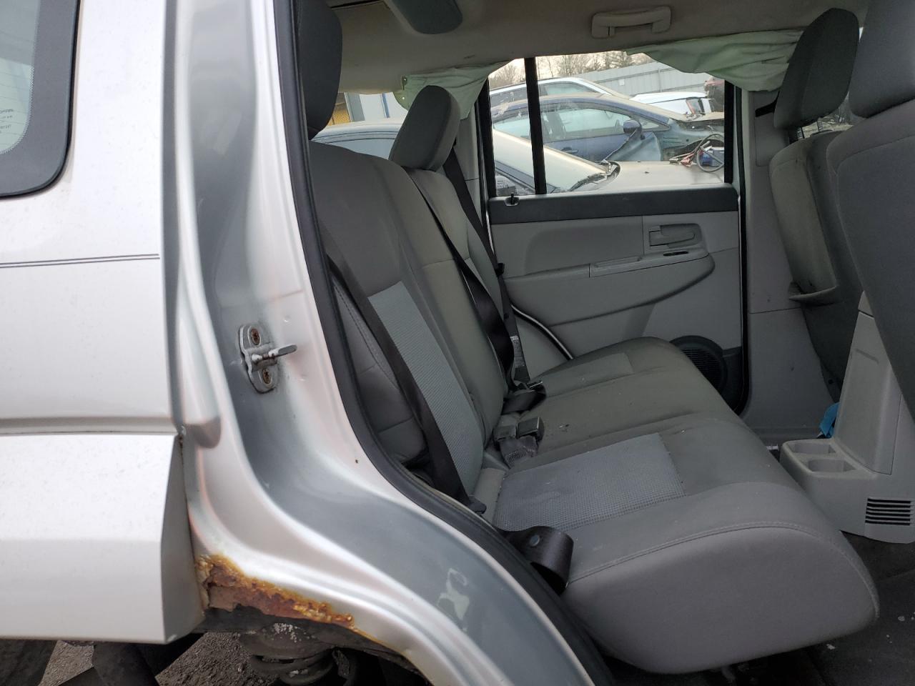 1J8GN28KX8W271392 2008 Jeep Liberty Sport