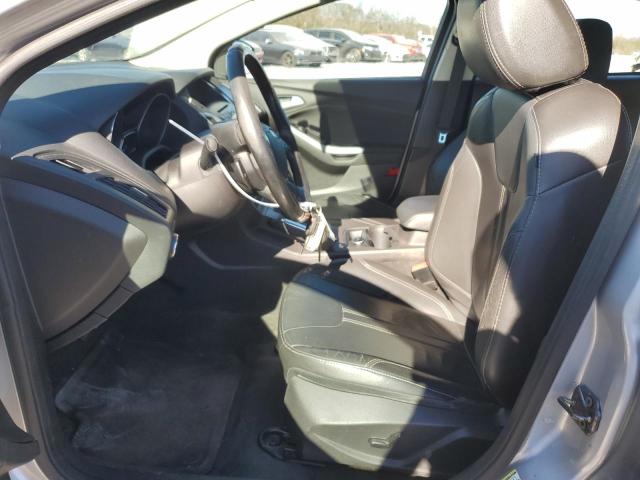 Хэтчбеки FORD FOCUS 2013 Серебристый