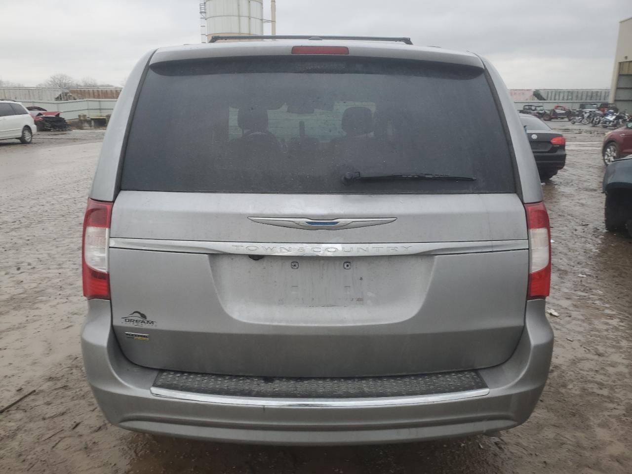 2016 Chrysler Town & Country Touring VIN: 2C4RC1BG0GR245654 Lot: 81769663