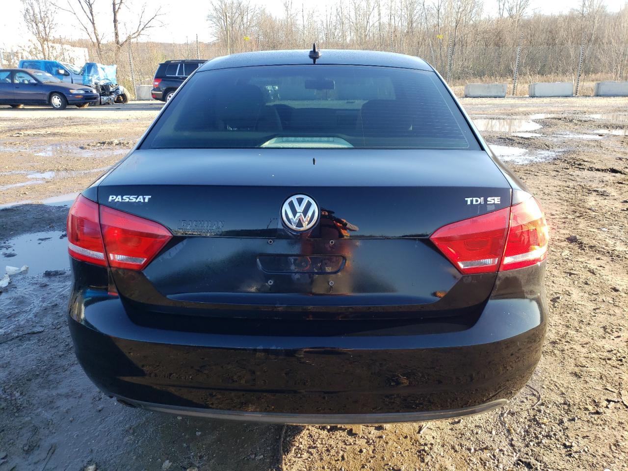 1VWBN7A38EC070537 2014 Volkswagen Passat Se