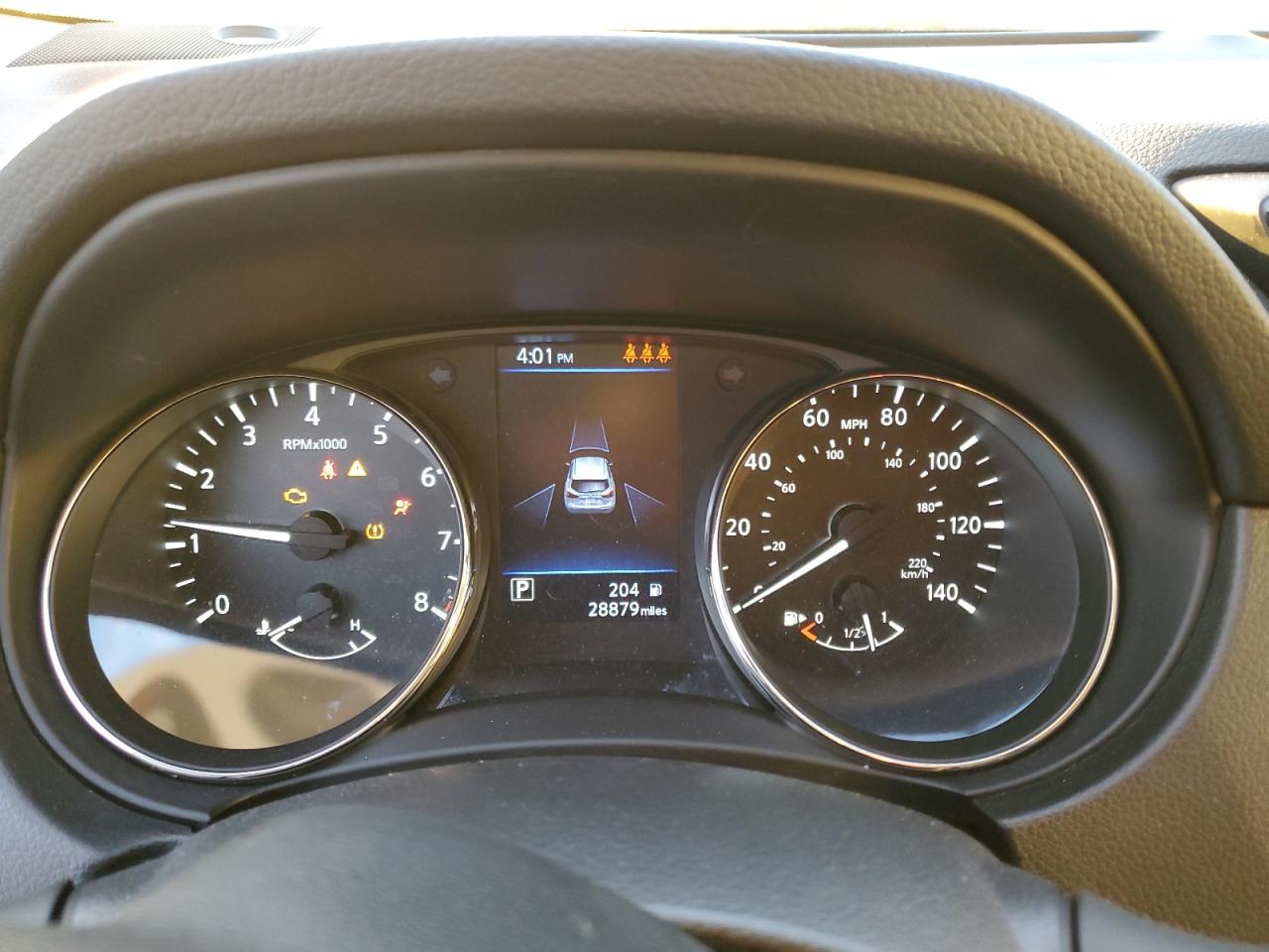 2020 Nissan Rogue - Image 9