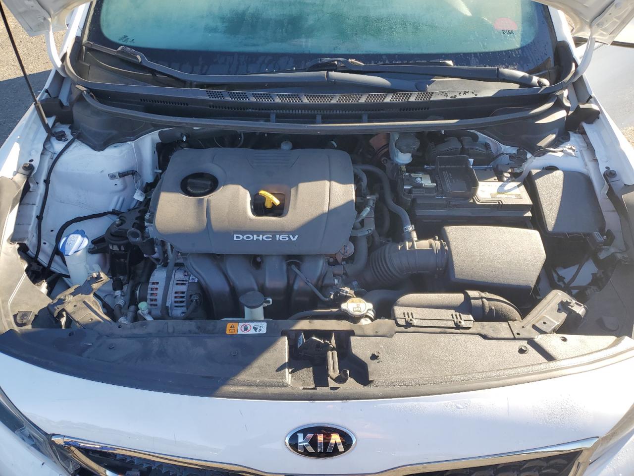 3KPFK4A72JE233667 2018 Kia Forte Lx