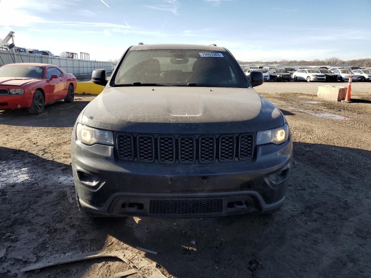 1C4RJFAG6JC377080 2018 Jeep Grand Cherokee Laredo