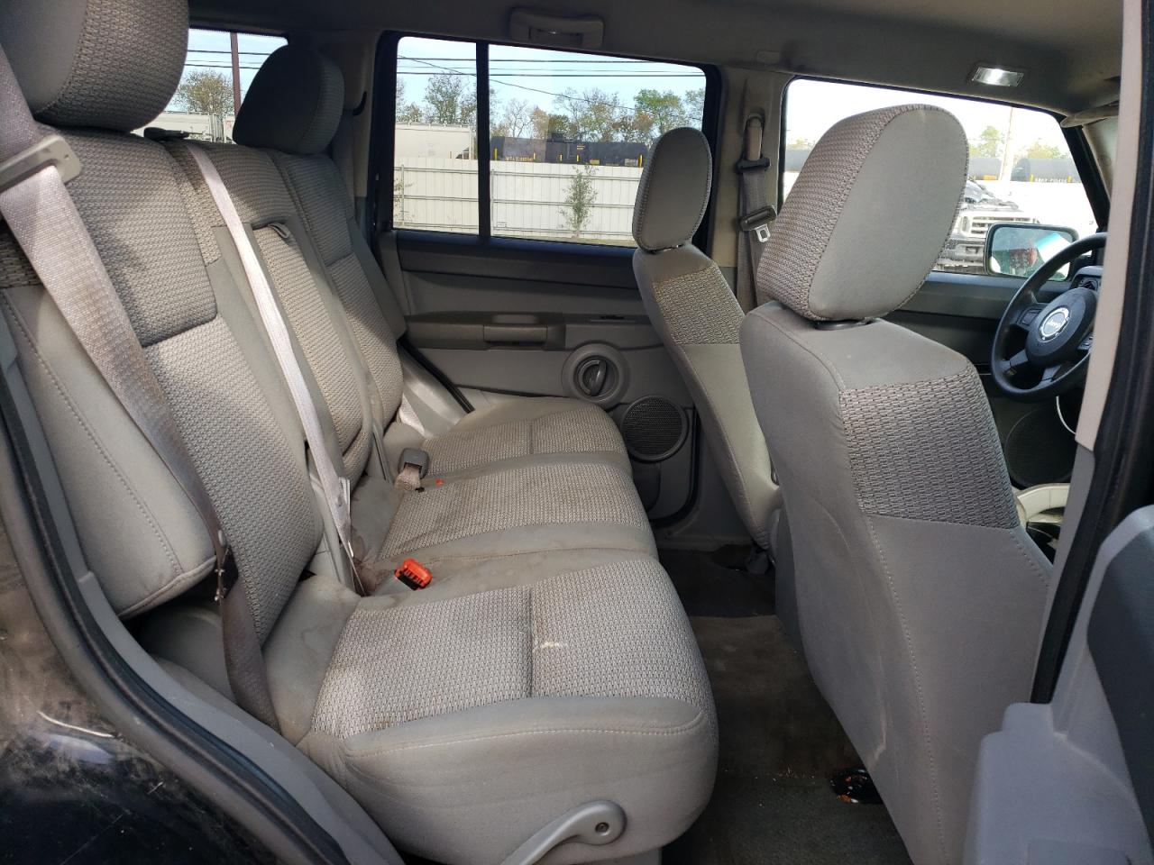 2006 Jeep Commander VIN: 1J8HH48N96C130135 Lot: 79239113
