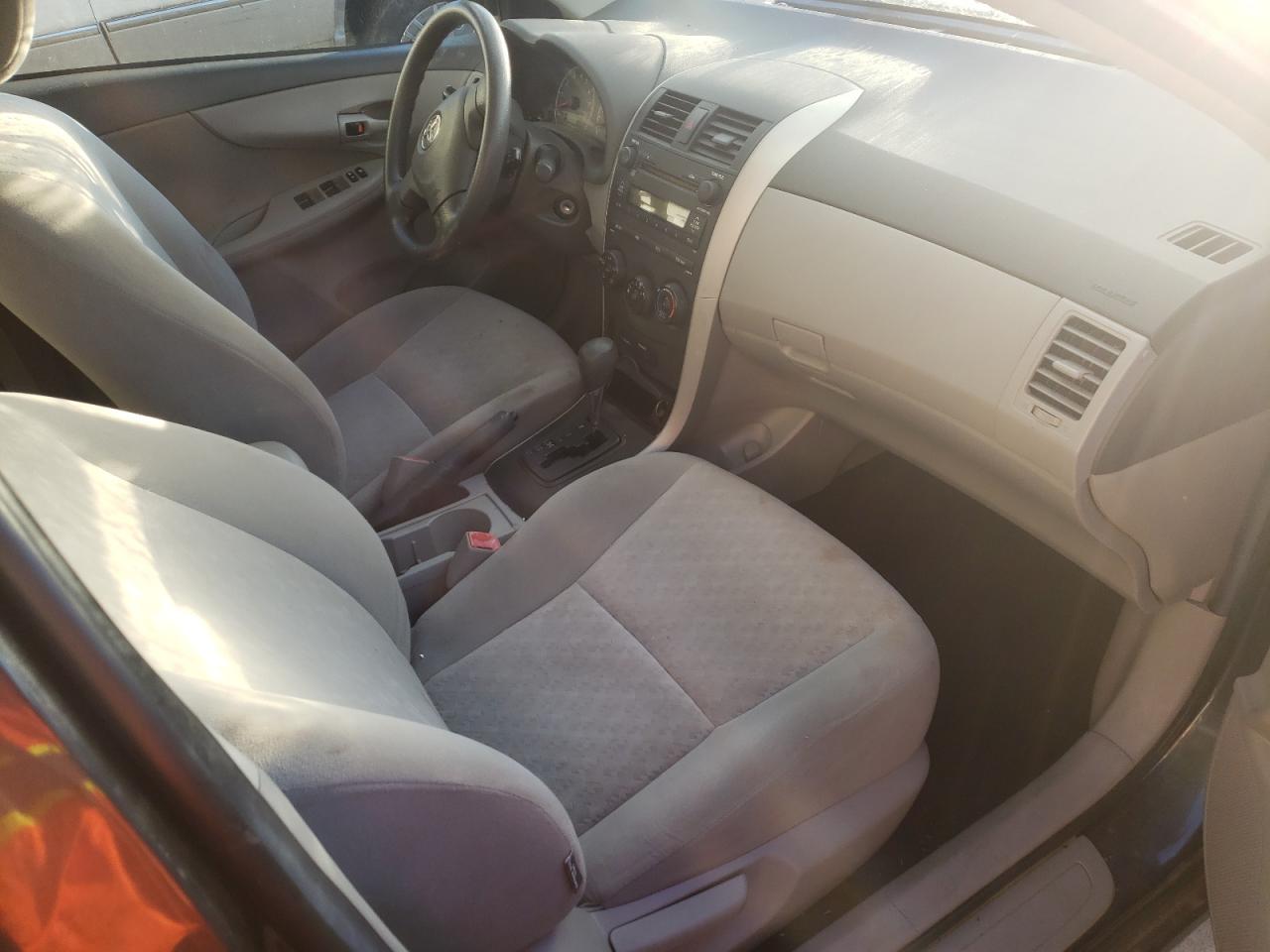 2009 Toyota Corolla - Image 8