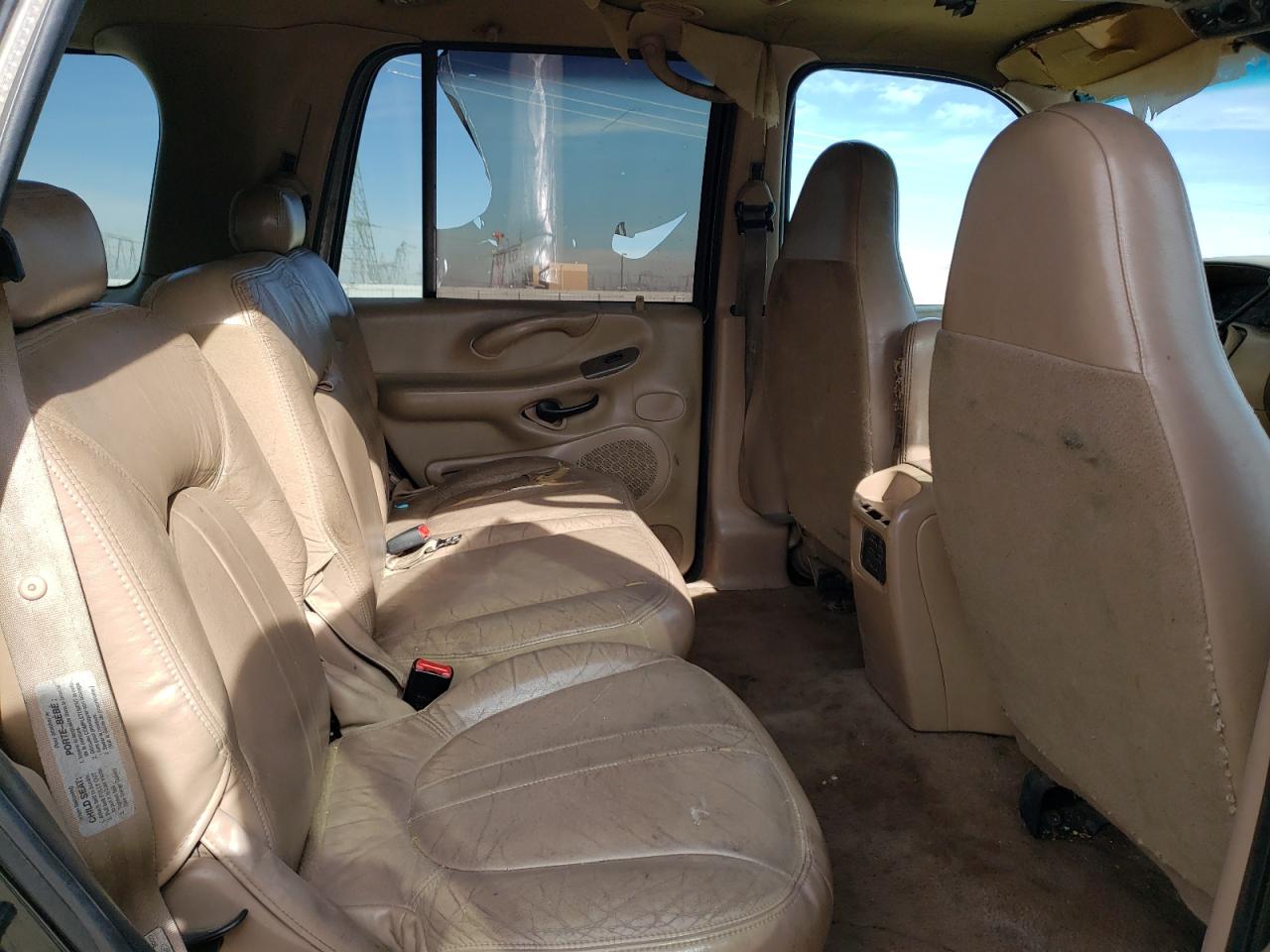 1998 Ford Expedition VIN: 1FMRU17L7WLA31217 Lot: 82147253