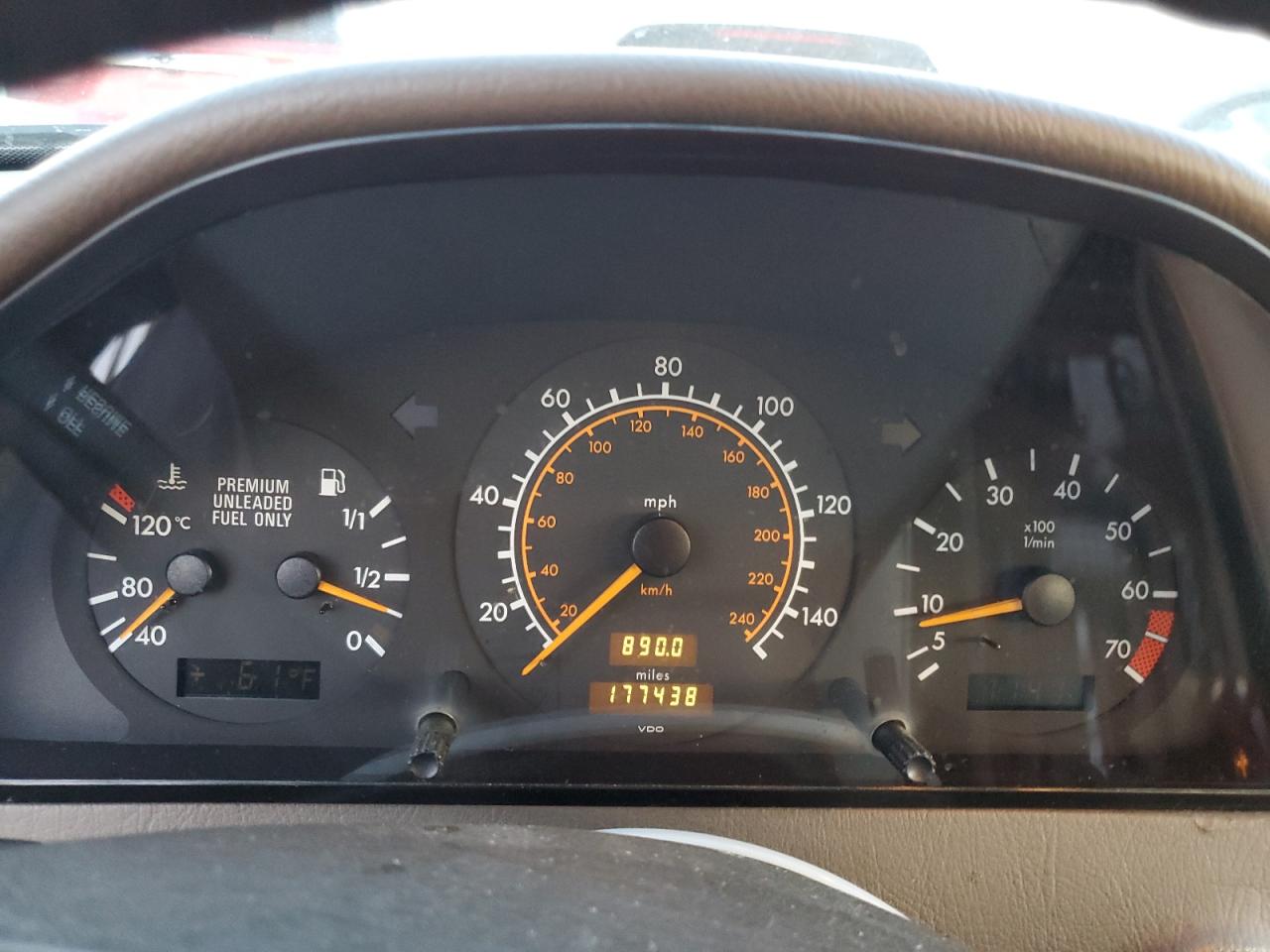 1995 Mercedes-Benz C 220 VIN: WDBHA22E4SF166136 Lot: 78681123