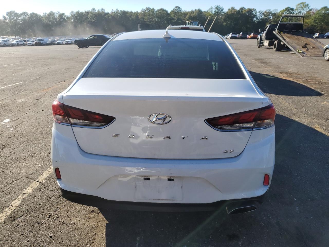 5NPE24AF4JH671122 2018 Hyundai Sonata Se