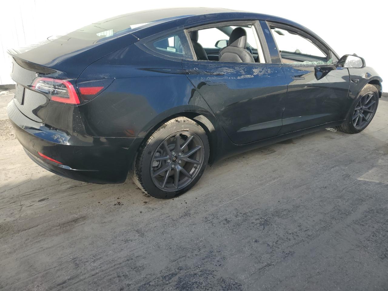 5YJ3E1EA5PF434299 2023 Tesla Model 3