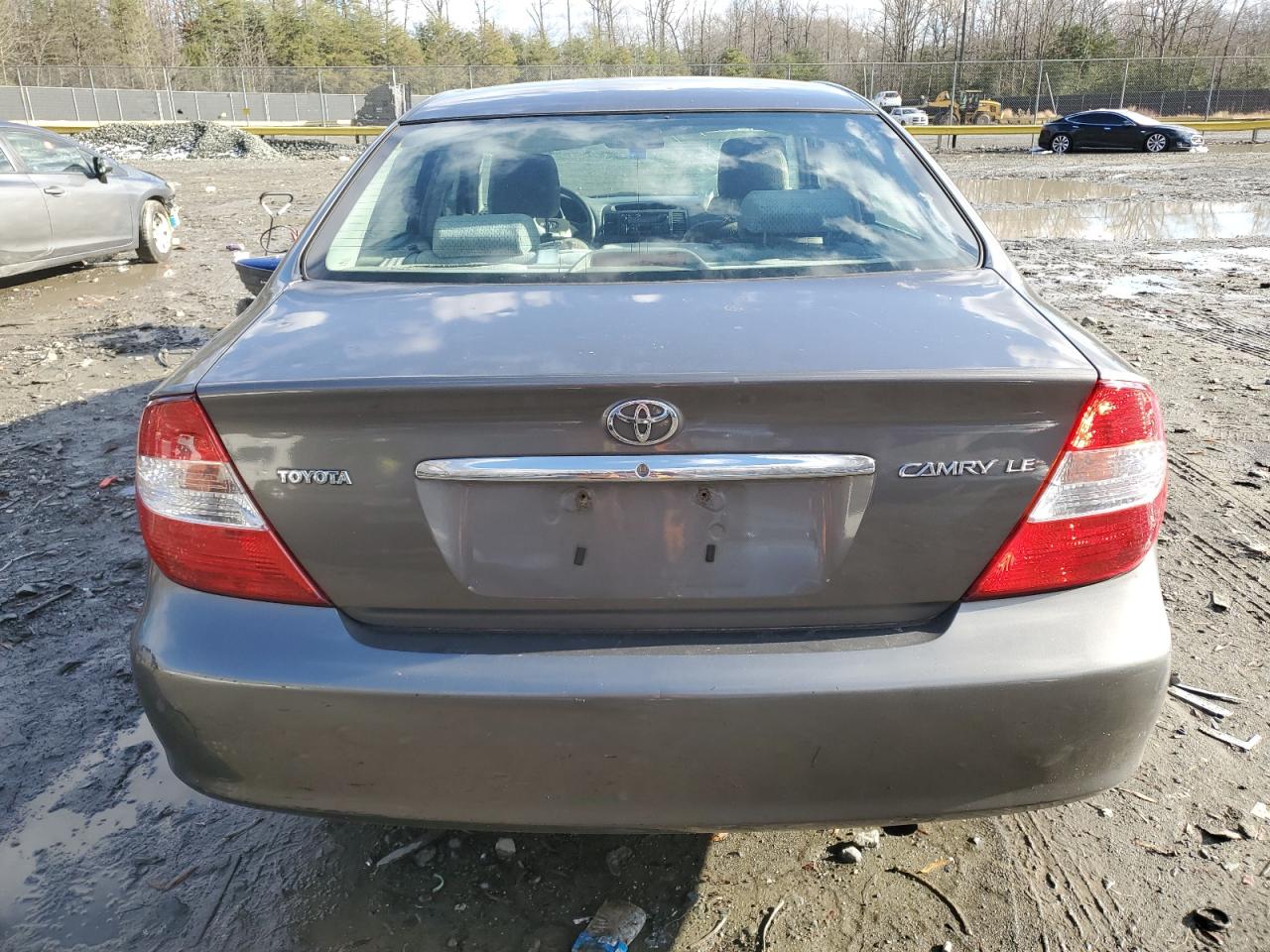 2003 Toyota Camry Le VIN: 4T1BE32KX3U719825 Lot: 80186803